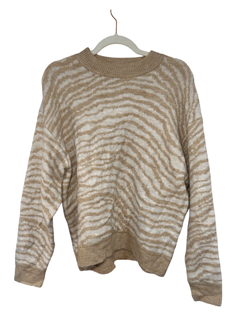 🫶🏼🦓 ASOS Tan & Cream Zebra-Pattern Crewneck Sweater 🦓🫶🏼